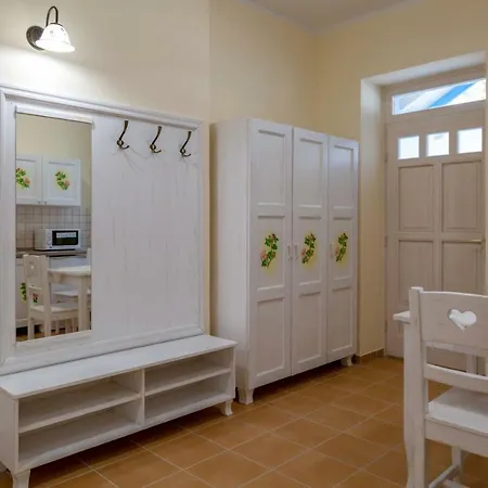 Πανσιόν Balzsam Apartmanhaz 3*