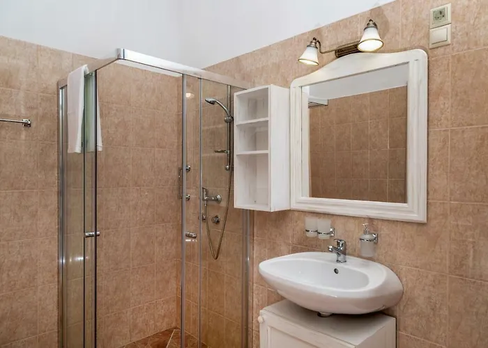 Balzsam Apartmanhaz Πανσιόν Harkány